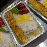 کباب سرای جاسبی|خوردنی و آشامیدنی|قم, دروازه چوبی|دیوار