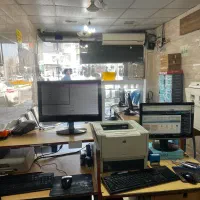 جذب منشی خانم‌ مسلط به اینترنت و تایپ