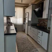 ۴۸ متر آسانسور