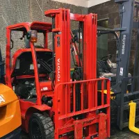 لیفتراک تویوتا 2.5 تن  دیزل