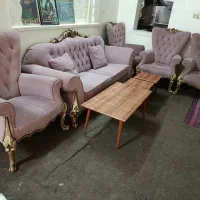 یه دست مبل 7نفره به همراه یه دست وسط مبلی