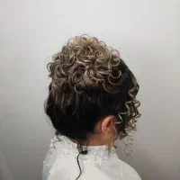 شنیون و براشینگ و کرلی وانواع فر با مناسبترین قیمت