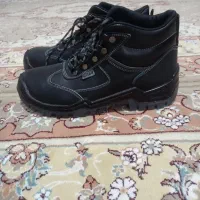 کفش ایمنی ساتر|کیف، کفش، کمربند|چالوس, |دیوار