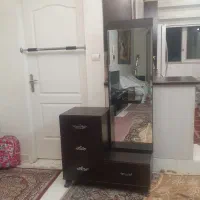 آیینه و کنسول