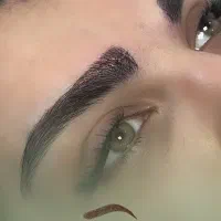 میکرو کاشت طبیعی ابرو ظرفیت فقط 2 نفر