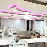 خانه دو طبقه مرکز شهر سنددار لوکس