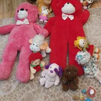 تعدادی عروسک