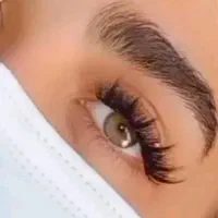 کاشت مژه و اکستنشن و آموزش با قیمت مناسب