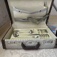 سرویس قاشق چنگال همراه با چمدان