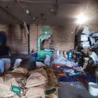 کارگرنیمه فنی