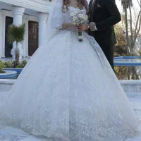 لباس عروس|لباس|ری, علایین|دیوار