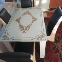 میز صندلی تمیز