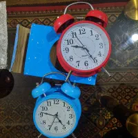 ساعت فلزی آبی وقرمز|ساعت دیواری و تزئینی|زنجان, |دیوار