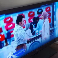 تلویزیون ال ای دی  ال جی ۴۲ اینچ اصل کره|تلویزیون و پروژکتور|تهران, حکیمیه|دیوار