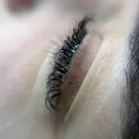 اکستنشن مژه و آموزش