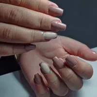 اموزش کاشت ناخون میکاپ