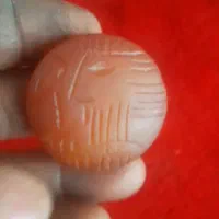 سنگ عقیق بسیار قدیمی|کلکسیون اشیاء عتیقه|اسلام‌‌آباد غرب, |دیوار