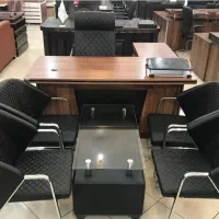 منشی خانم خوش برخورد