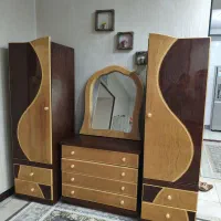 کمد و آیینه دراور