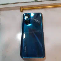 یک عدد گوشی