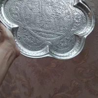 سینی ۶ قل و قهوه جوش پارچ برنجی قاشق چنگال و سفال|ظروف سرو و پذیرایی|مشهد, حرم مطهر رضوی|دیوار