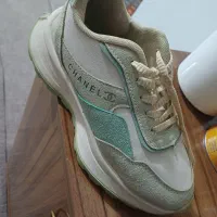 کفش اسپرت سایز ۳۹.۳۸ نو نو یبارم نپوشیدم