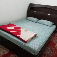 منزل مبله دو اتاق با پارکینگ مستقل بمدت دلخواه