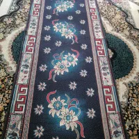 دو عدد پشتی سرمه ای و دو عدد موکت کناره یا راهرو|فرش|کرمانشاه, |دیوار