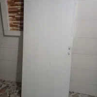 در اتاق سالم