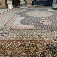دو عدد فرش دوازده متری