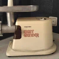 چرخ گوشت توشیا (اول ببین بعد با بقیه مقایسه کن )