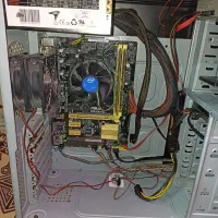 کامپیوتر|رایانه رومیزی|بروجرد, |دیوار