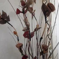 گل مصنوعی همراه گلدان