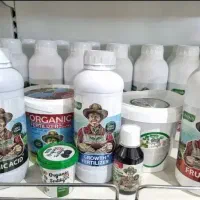 کود محرک رشد گیاهان و زمین کشاورزی