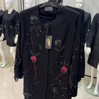 مانتو|لباس|خوی, |دیوار