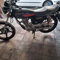 موتورسیکلت لیفان200