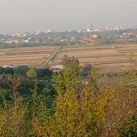 زمین خوش منظره