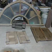 پنجره های خونه مادربزرگه هزارتا قصه داره