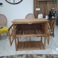 فروش یک عدد میز کافی بار انتیک درحدنو به علت بیجای|صنایع دستی و سایر لوازم تزئینی|تهران, خزانه|دیوار