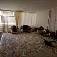 معاوضه خانه دوطبقه واقع در شهرک آزادگان فاز1