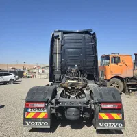 کشنده|خودرو سنگین|میانه, |دیوار