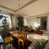 80متر-دو-خواب-سرمایه-گذاری-سالن-پرده-خور