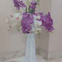 گل و گلدان