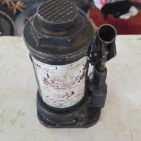 جک روغنی نو معاوضه هم دارم با کفتر یا کبوتر|قطعات یدکی و لوازم جانبی|ملایر, |دیوار