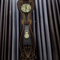 ساعت تمام چوب