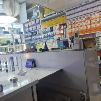 فروش یکجا قفسه،میزپیشخوان،ویترین