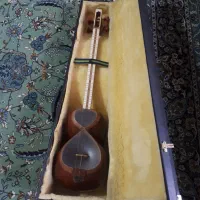 تار قدیمی دو مهر استاد مرجانی سالم و خوش صدا