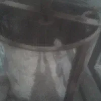 دستگاه عسل گیری پولک زن و صد عدد گرده گیر