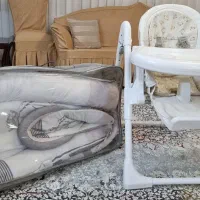 صندلی غذا و تشک بازی