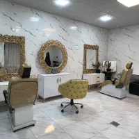 وسایل کامل ارایشگاه در حد نو